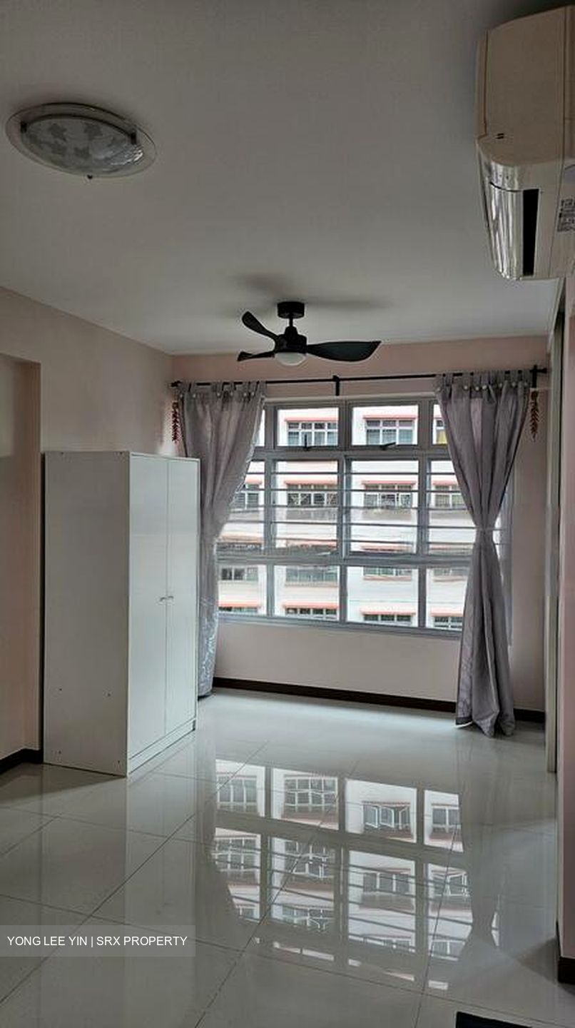 Blk 448B West Valley @ Bukit Batok (Bukit Batok), HDB 2 Rooms #563955271